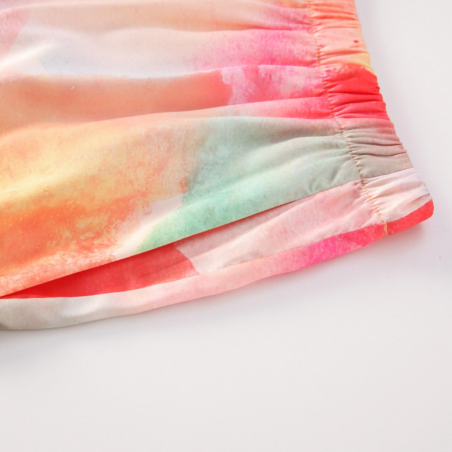 Pajama shorts with pockets, watercolour design.